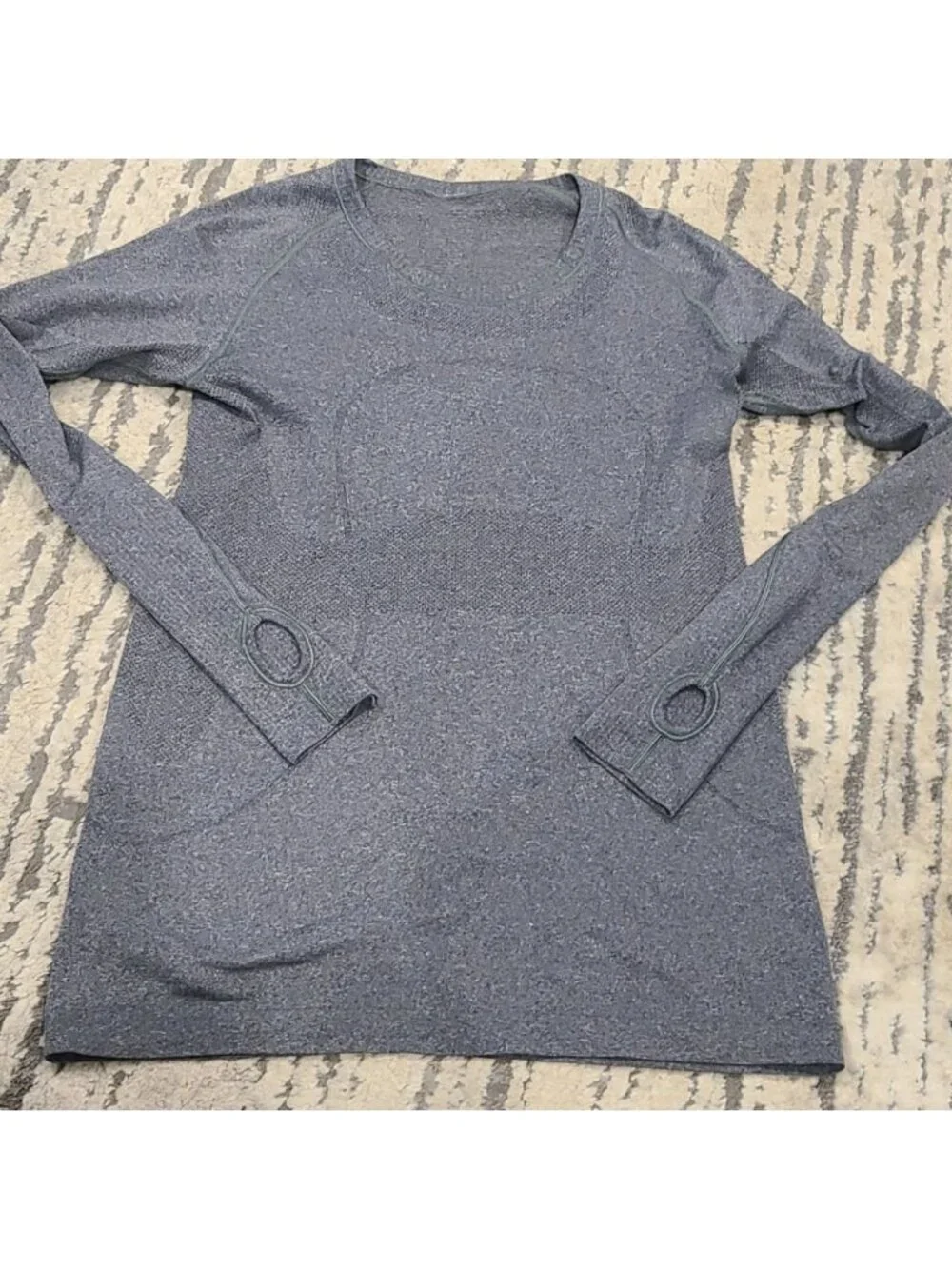 Lululemon Swiftly Tech Long Sleeve Heathered Black